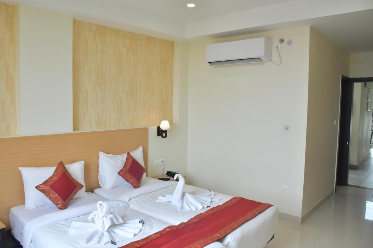 Hotel Yatharth Inn Bénarès Extérieur photo