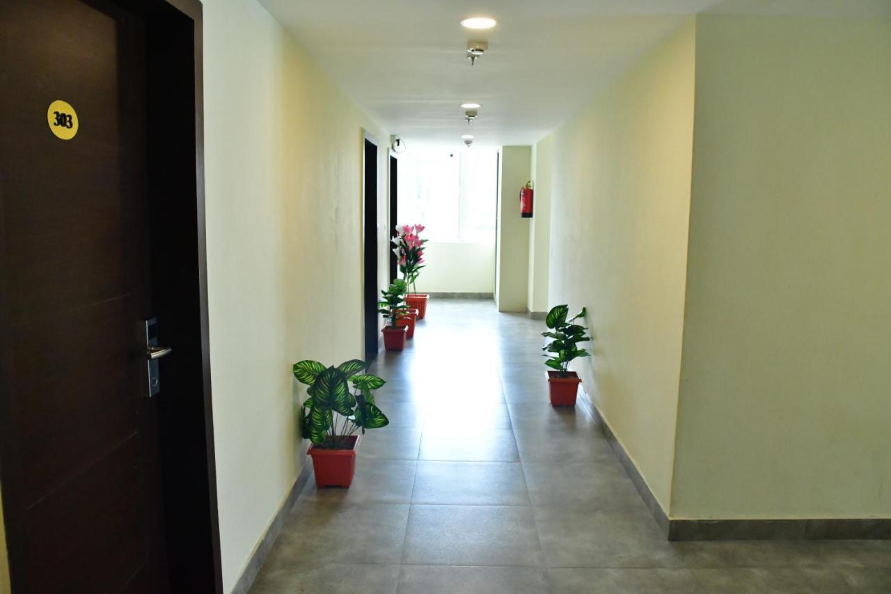 Hotel Yatharth Inn Bénarès Extérieur photo
